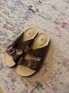 Brown strap sandals size 6